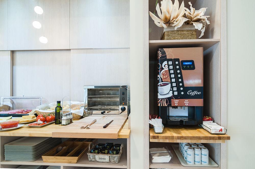 马德里洛扎斯住宿加早餐酒店 拉斯·罗萨斯·德·马德里 外观 照片